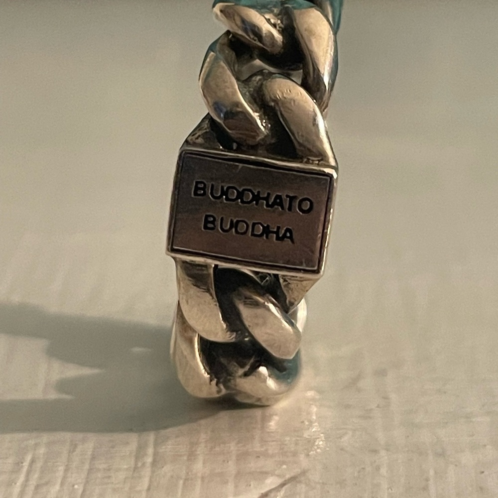 Ring - Picture 2 of 4
